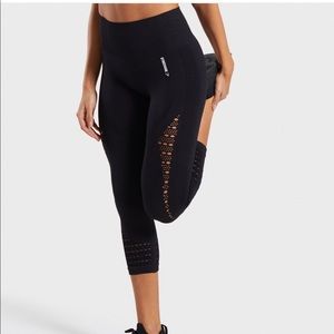 Gymshark Black Seamless Energy Cropped Leggings